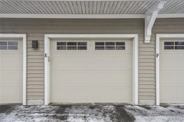 $369,900 | 299 Northill Drive, Unit E, Amherst, NY 14221