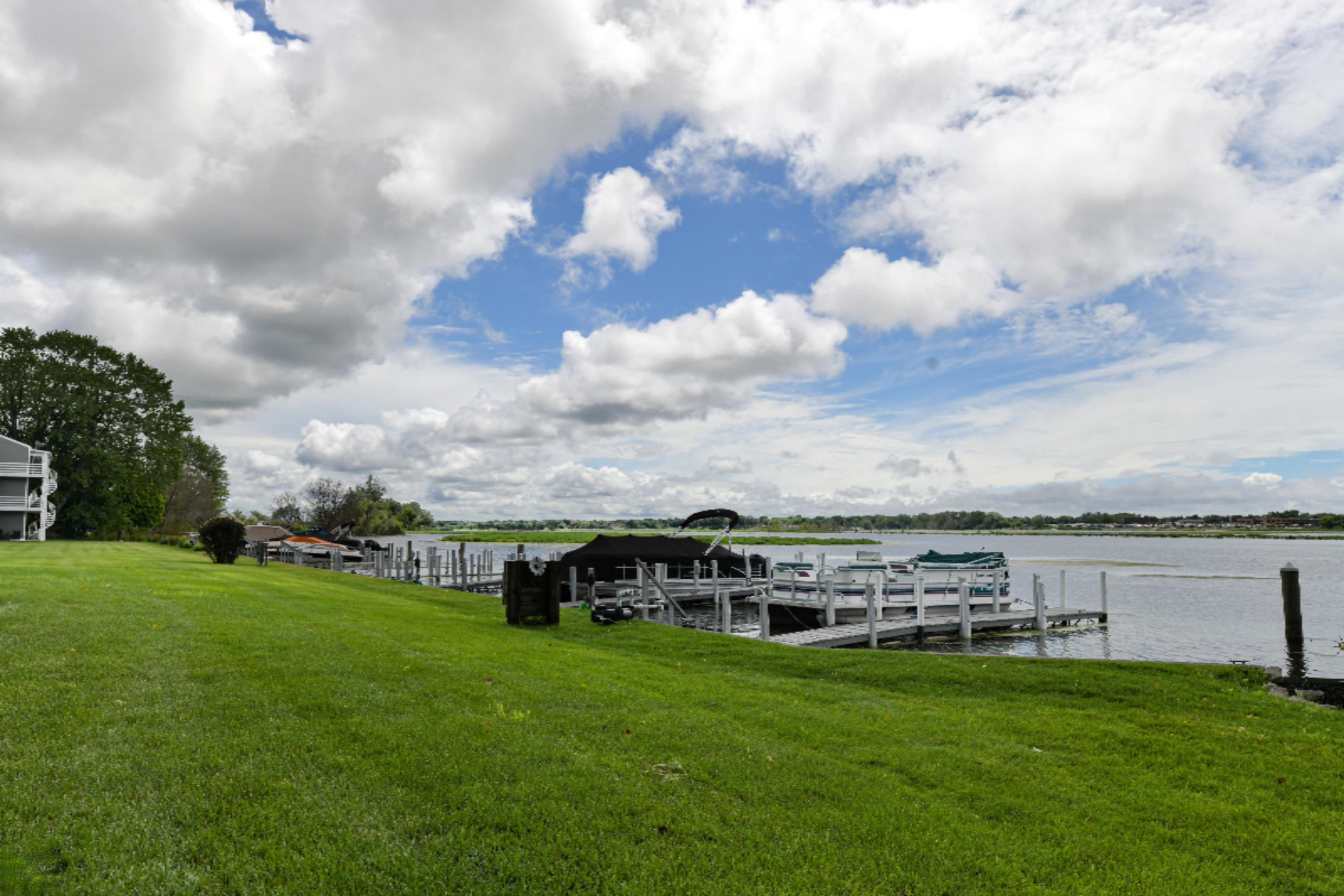 237 Riverfront Drive Spring Lake, MI 49456 - Photo 47 of 113 237 Riverfront St-2