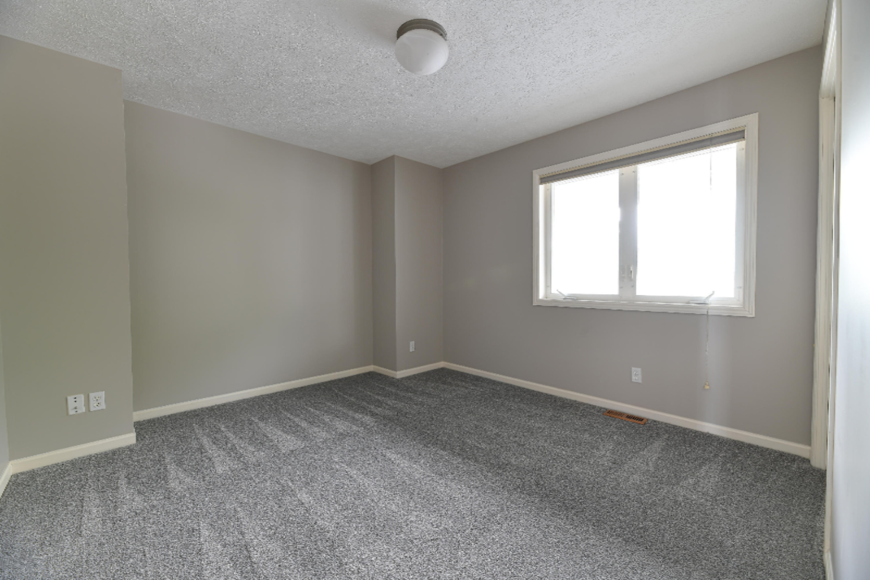 237 Riverfront Drive Spring Lake, MI 49456 - Photo 58 of 113 237 Riverfront St-18
