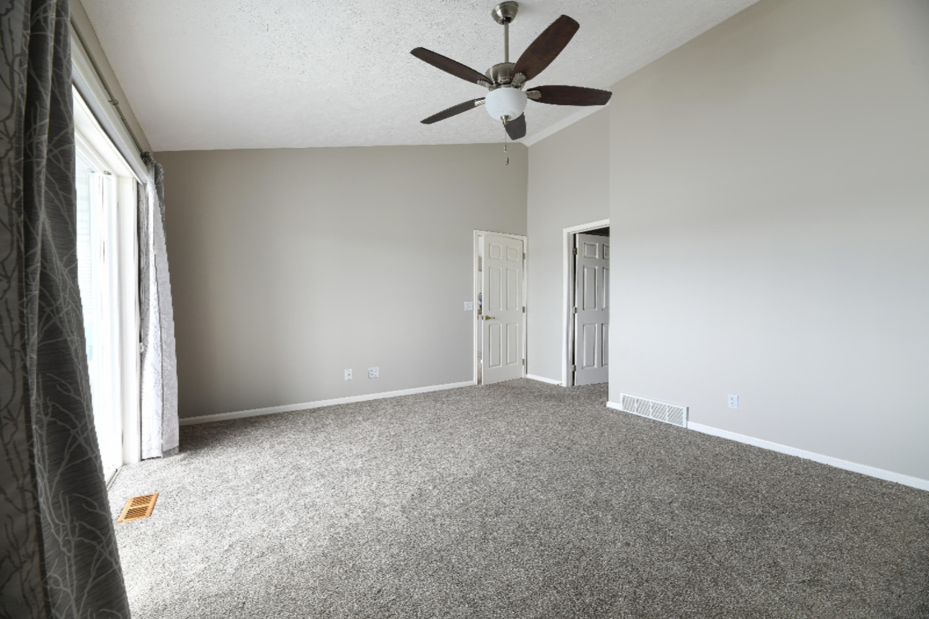 237 Riverfront Drive Spring Lake, MI 49456 - Photo 73 of 113 237 Riverfront St-33