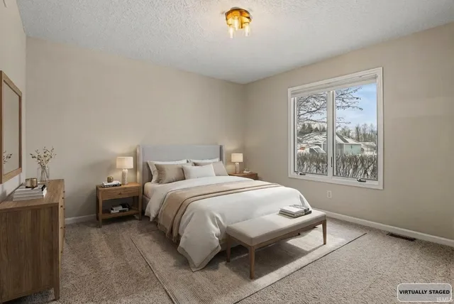 $425,000 | 1674 Augusta Lane, Warsaw, IN 46580