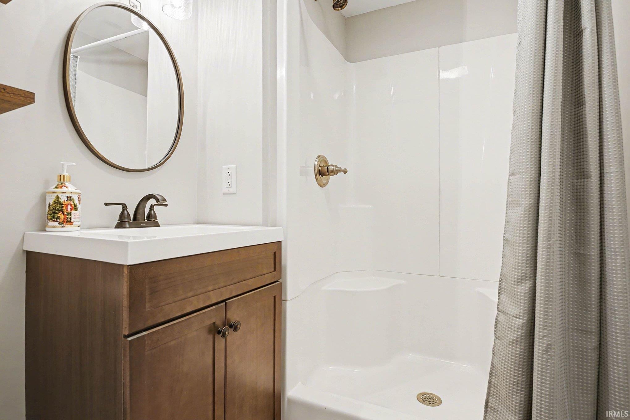 1674 Augusta Lane Warsaw, IN 46580 - Photo 23 of 30