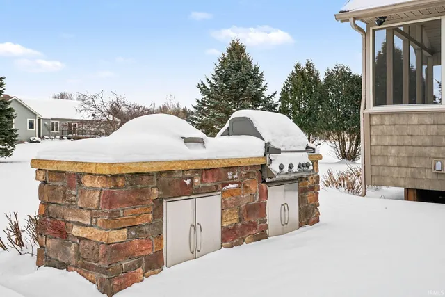 $425,000 | 1674 Augusta Lane, Warsaw, IN 46580