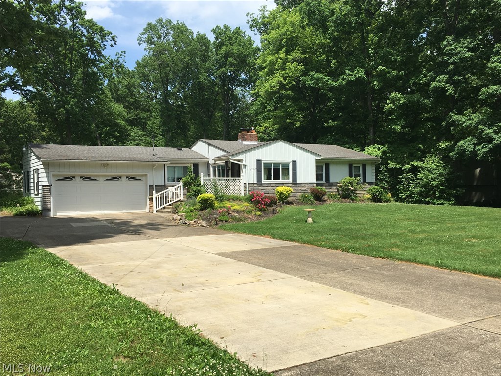 413 South Messner Road New Franklin, OH 44319 - Photo 1 of 17