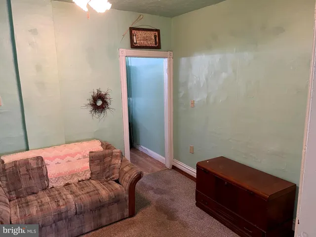 $76,000 | 203 North Lehigh Street, Tamaqua, PA 18252