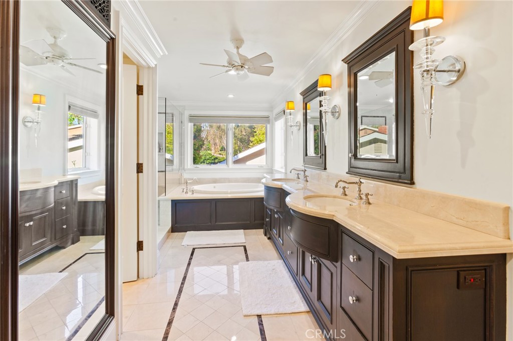 8 Rue Verte Newport Beach, CA 92660 - Photo 39 of 65