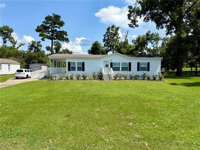402 Maple Colfax, LA 71417 - Photo 2 of 27