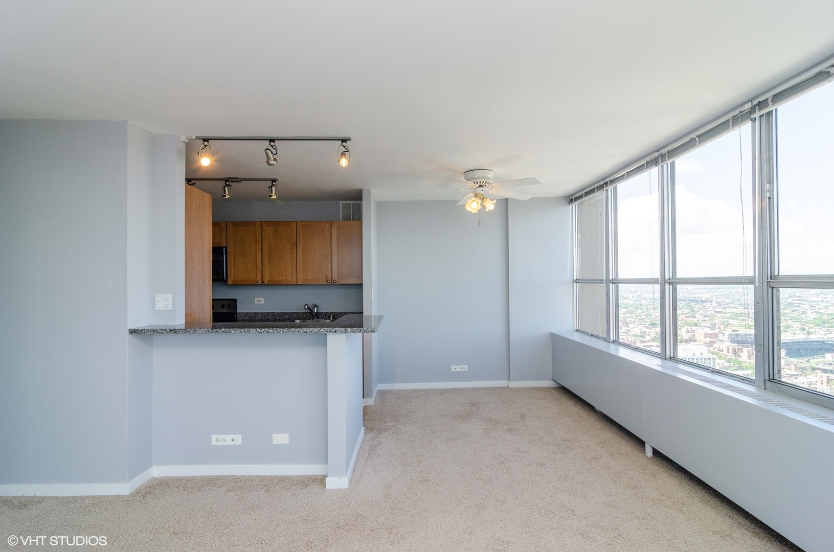655 West Irving Park Road, Unit 4916 Chicago, IL 60613 - Photo 12 of 26