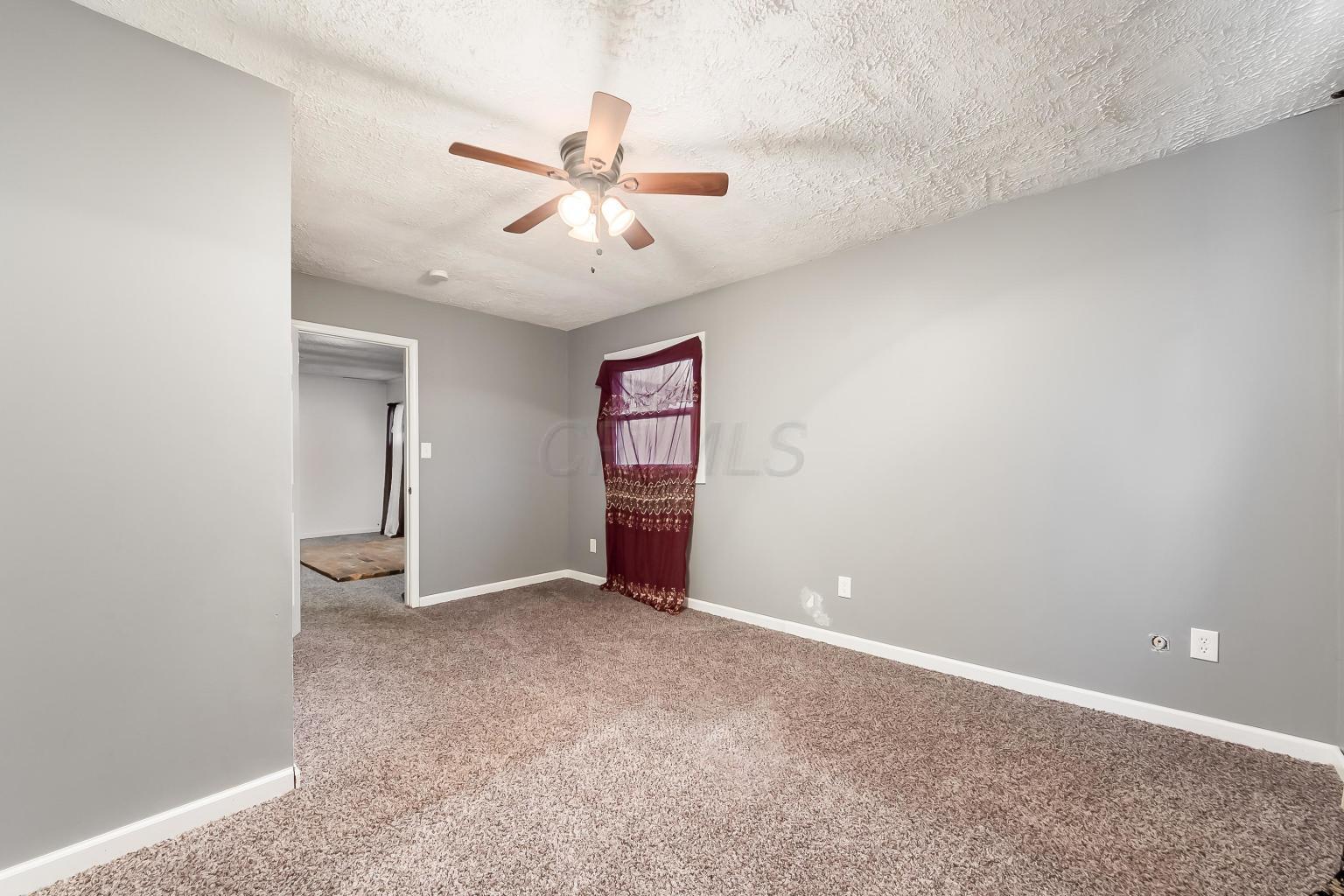816 Sunview Road Reynoldsburg, OH 43068 - Photo 22 of 29