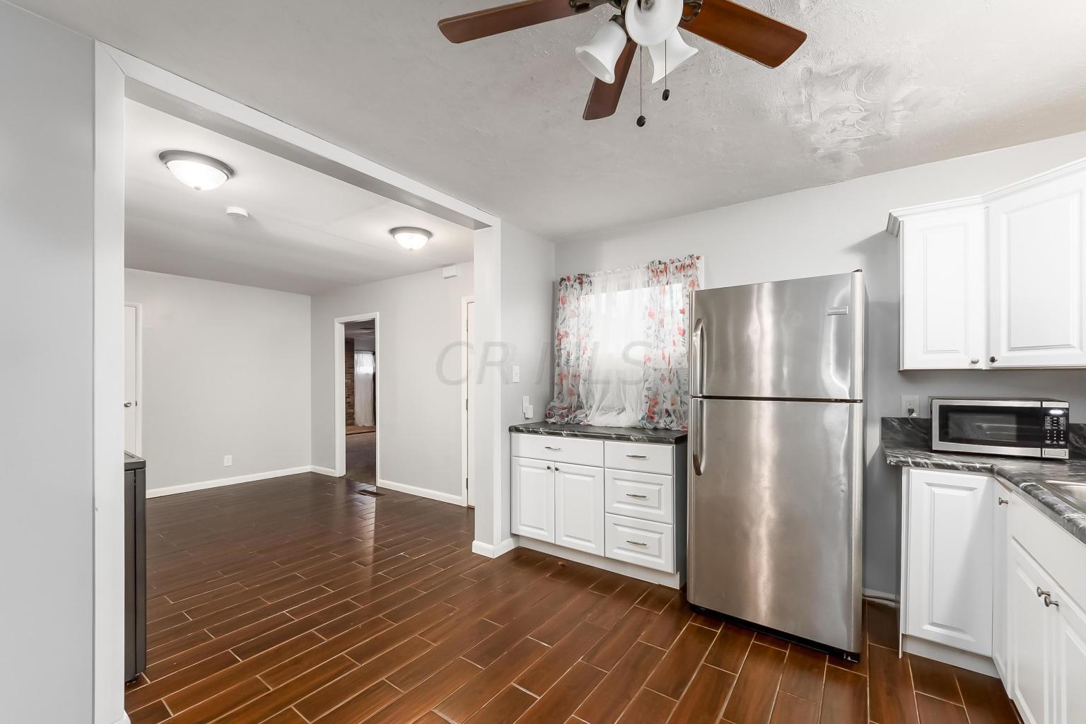 816 Sunview Road Reynoldsburg, OH 43068 - Photo 5 of 29