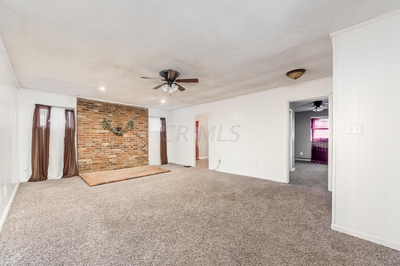 816 Sunview Road Reynoldsburg, OH 43068 - Photo 9 of 29
