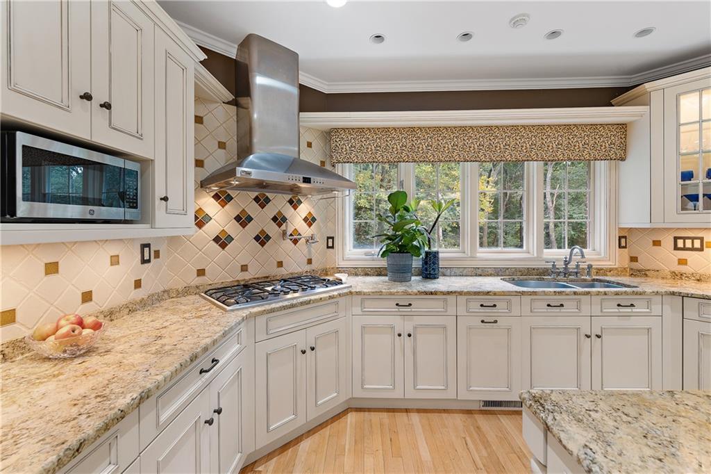 2055 Henry Road Sewickley, PA 15143 - Photo 13 of 50 Gallery Image 13
