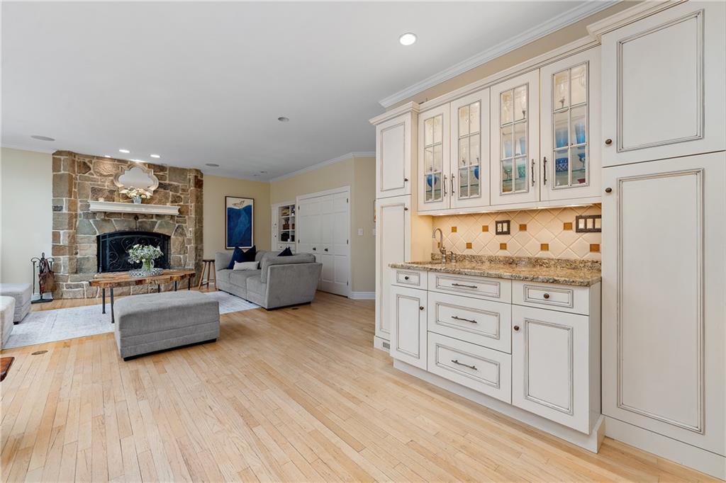 2055 Henry Road Sewickley, PA 15143 - Photo 17 of 50 Gallery Image 17