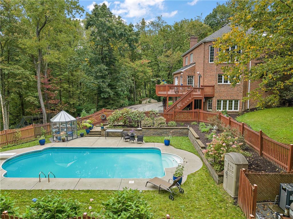 2055 Henry Road Sewickley, PA 15143 - Photo 4 of 50 Gallery Image 4