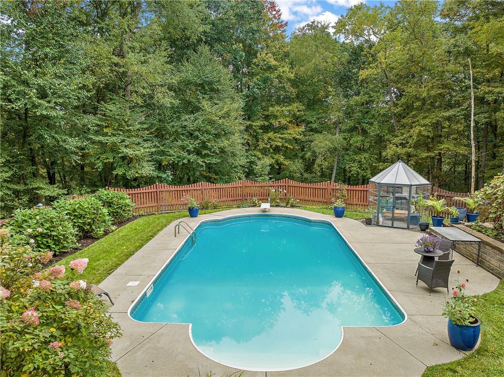 2055 Henry Road Sewickley, PA 15143 - Photo 5 of 50 Gallery Image 5