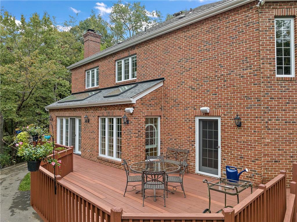 2055 Henry Road Sewickley, PA 15143 - Photo 6 of 50 Gallery Image 6