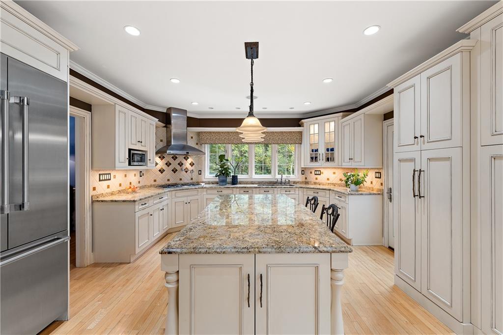2055 Henry Road Sewickley, PA 15143 - Photo 9 of 50 Gallery Image 9