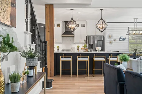 $1,189,000 | 144 Sebastians Run, Austin, TX 78738