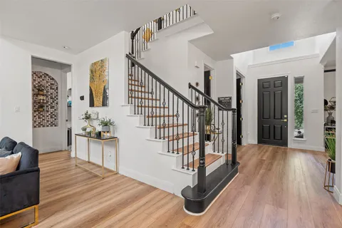 $1,189,000 | 144 Sebastians Run, Austin, TX 78738