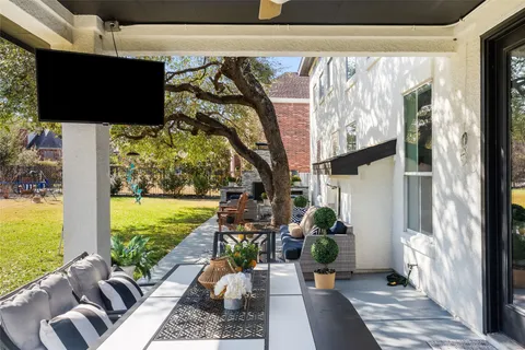 $1,189,000 | 144 Sebastians Run, Austin, TX 78738