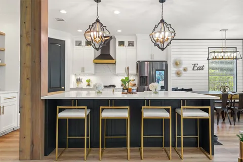 $1,189,000 | 144 Sebastians Run, Austin, TX 78738