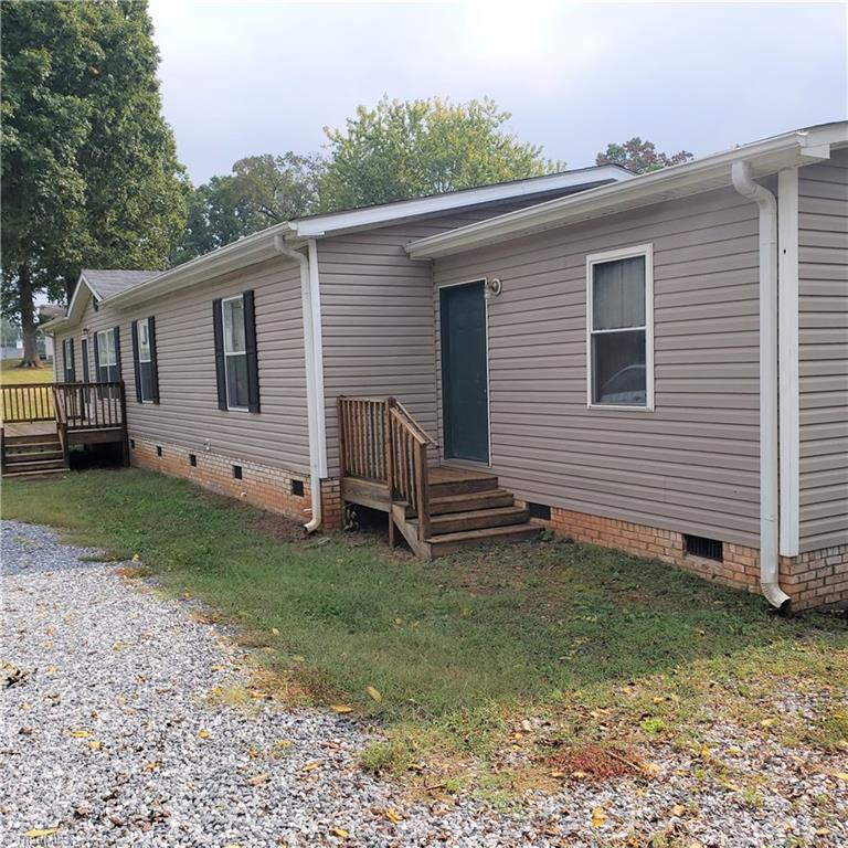 690 Cook Road Rural Hall, NC 27045 - Photo 2 of 30