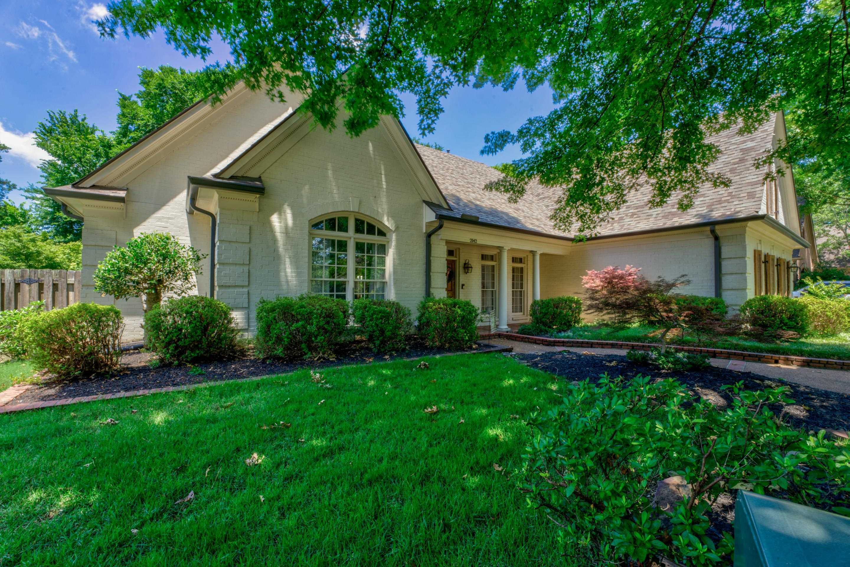 2142 Gallina Circle Collierville, TN 38017 - Photo 4 of 35 a front view of a house with a yard