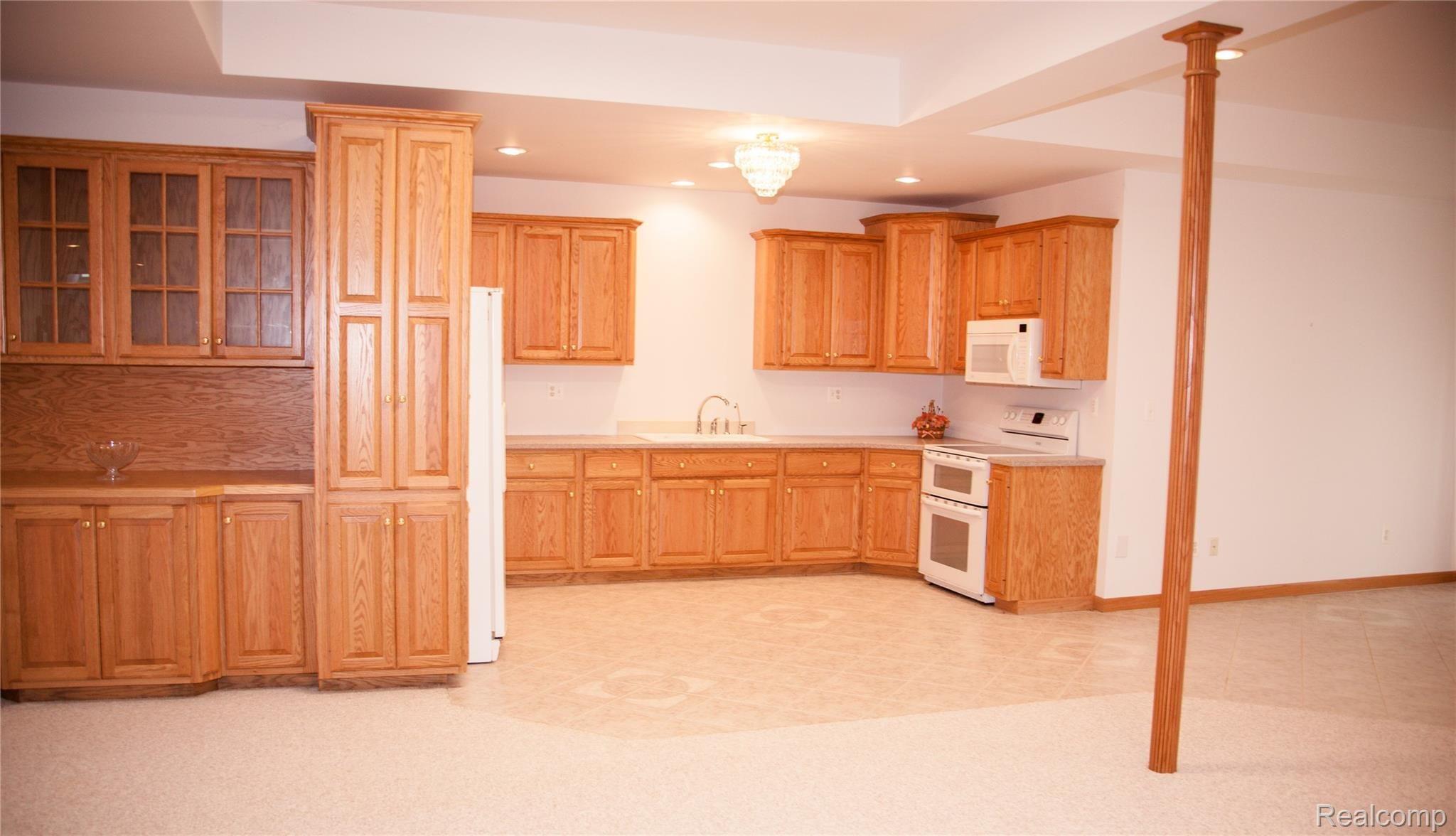 5860 Sandhill Road Almont, MI 48003 - Photo 35 of 47 5860-Sandhill-0085.jpg