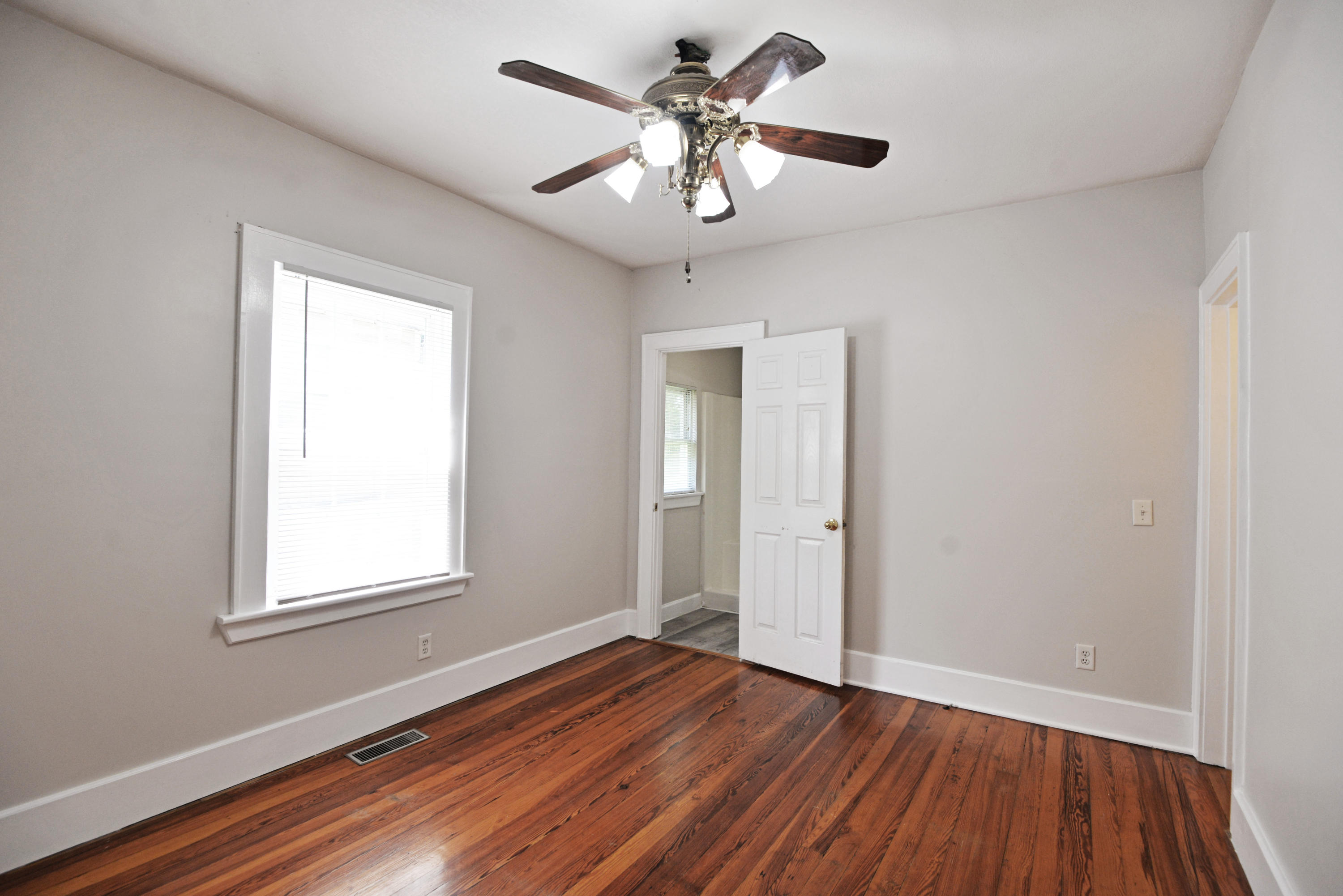 111 South Moore Road Chattanooga, TN 37411 - Photo 16 of 47 Master bedroom view 1