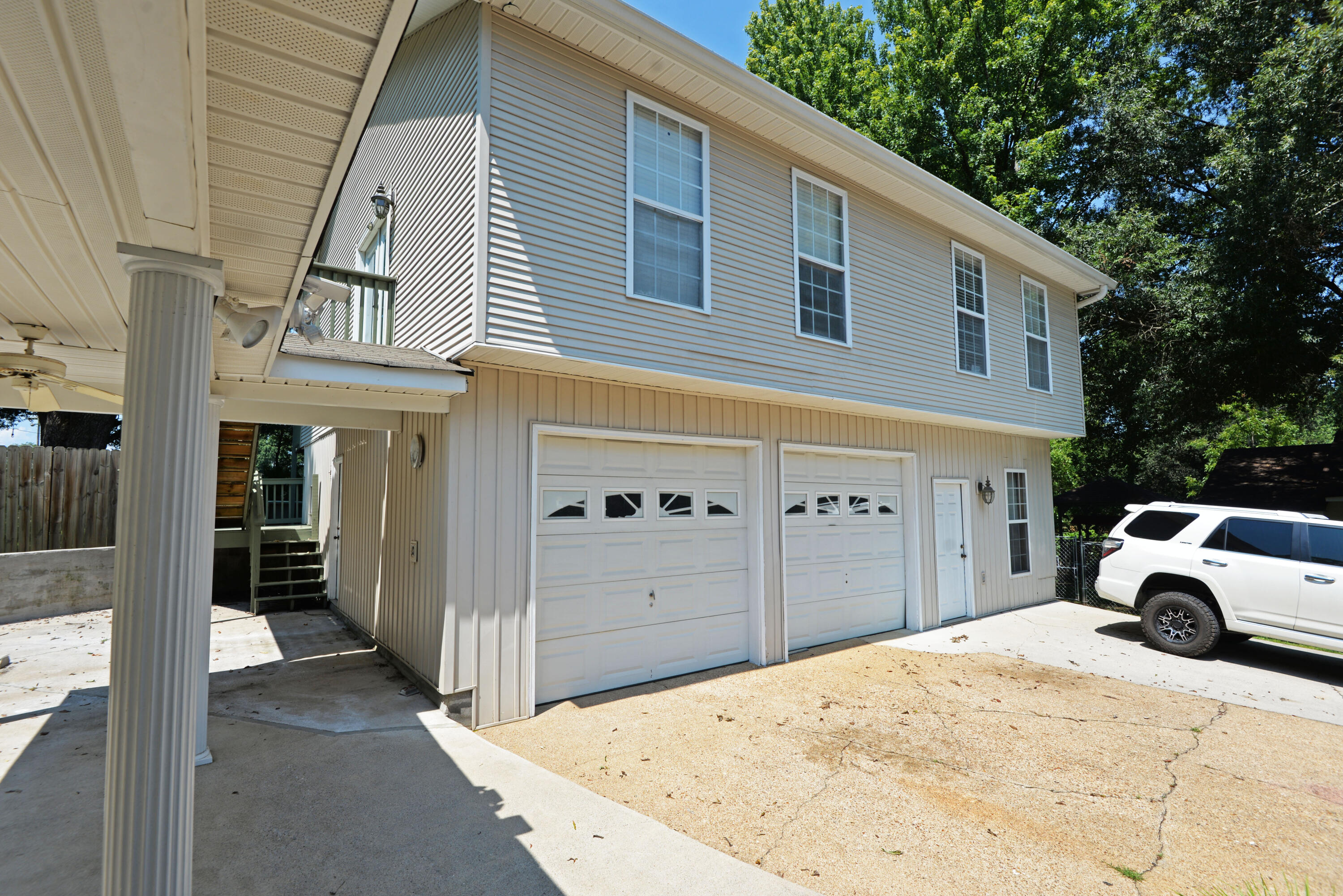 111 South Moore Road Chattanooga, TN 37411 - Photo 26 of 47 Garage from breezeway