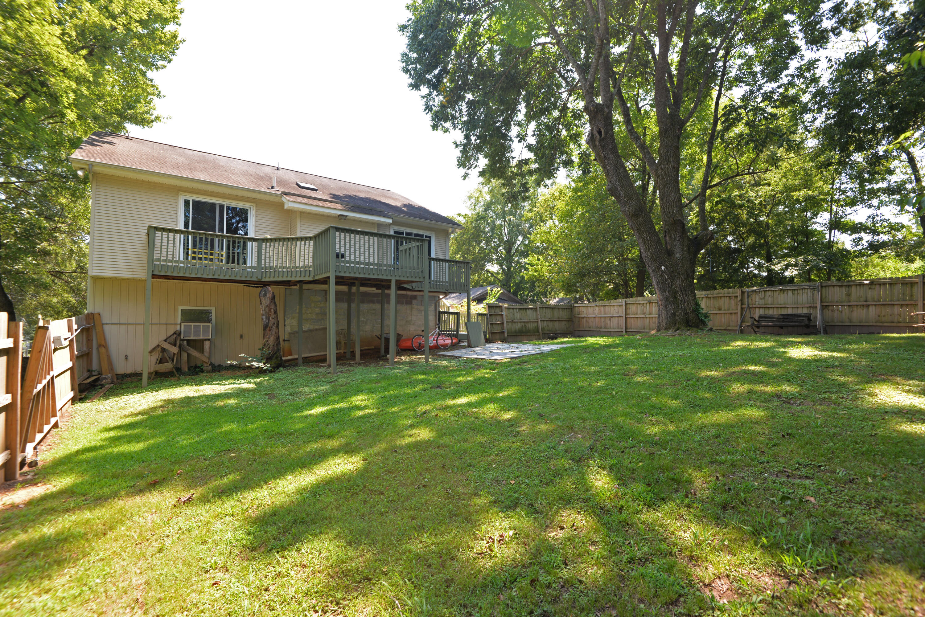 111 South Moore Road Chattanooga, TN 37411 - Photo 45 of 47 Back yard and rear