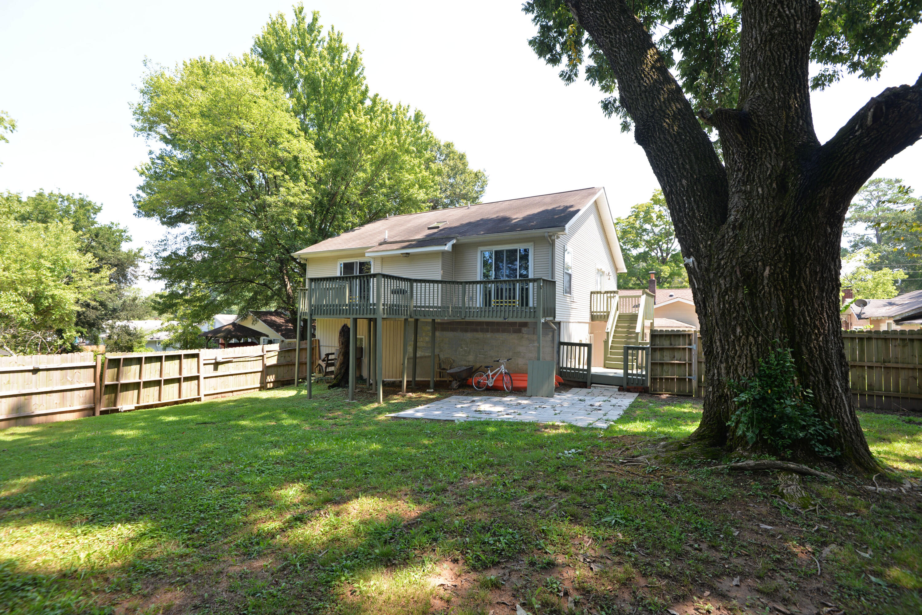 111 South Moore Road Chattanooga, TN 37411 - Photo 47 of 47 Back yard and rear 2