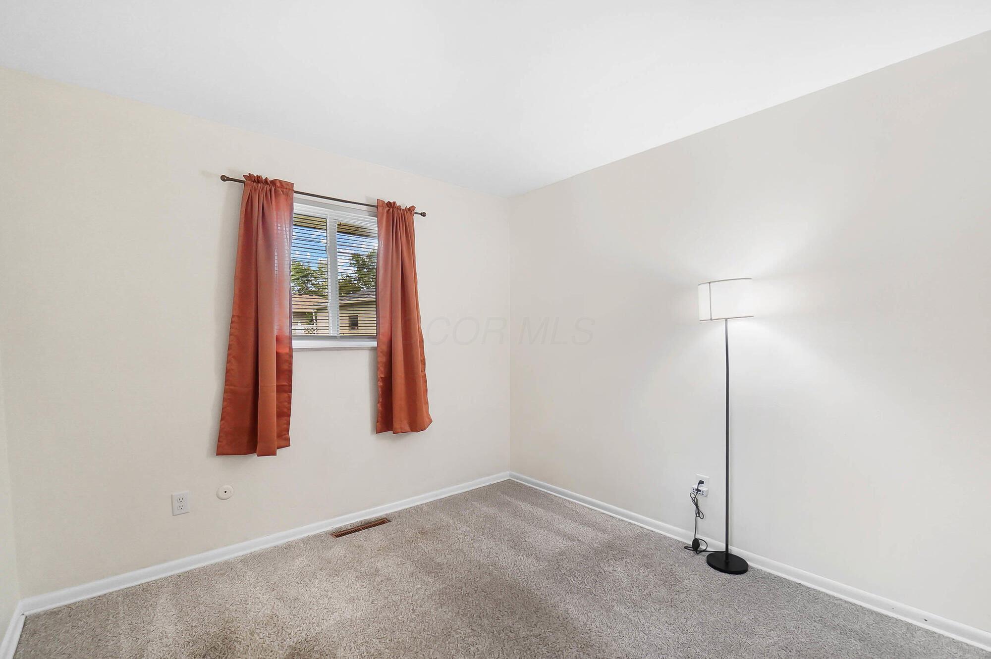 1650 Page Road Columbus, OH 43207 - Photo 29 of 42 028