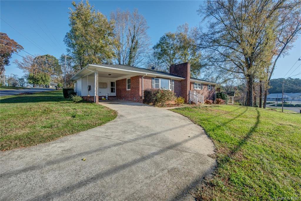 3227 Linwood Road Gastonia, NC 28052 - Photo 2 of 24 Gallery Image 2