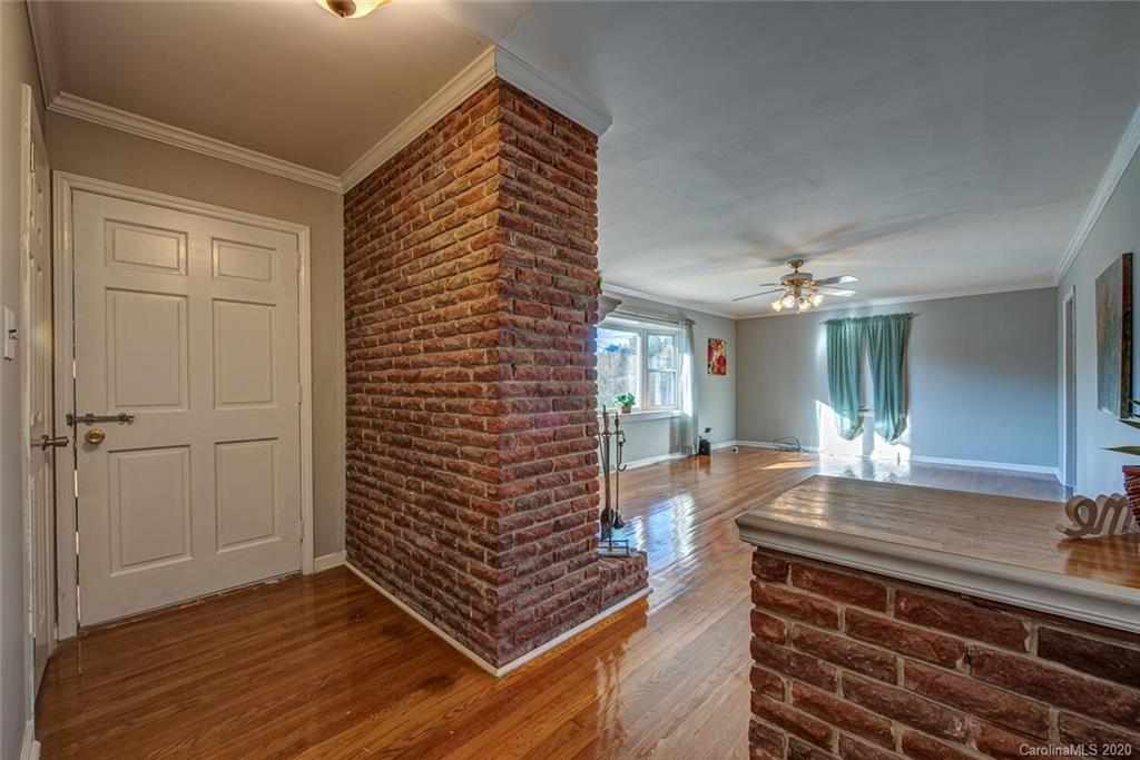 3227 Linwood Road Gastonia, NC 28052 - Photo 4 of 24 Gallery Image 4