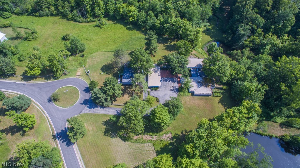 5 Pepper Ridge Road Cleveland, OH 44124 - Photo 2 of 33 Gallery Image 2