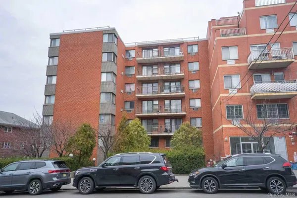 $498,880 | 139-35 35th Avenue, Unit 3D | Flushing