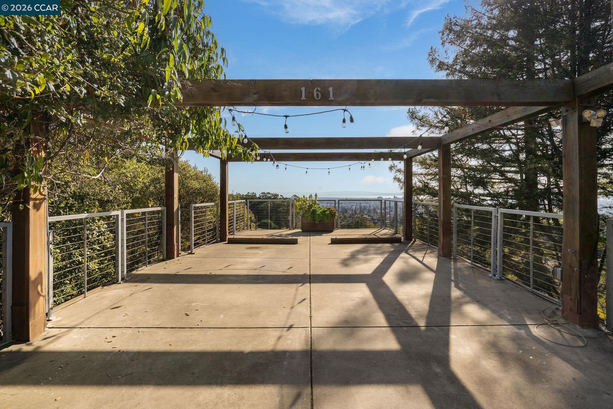 161 Panoramic Way Berkeley, CA 94704 - Photo 3 of 56
