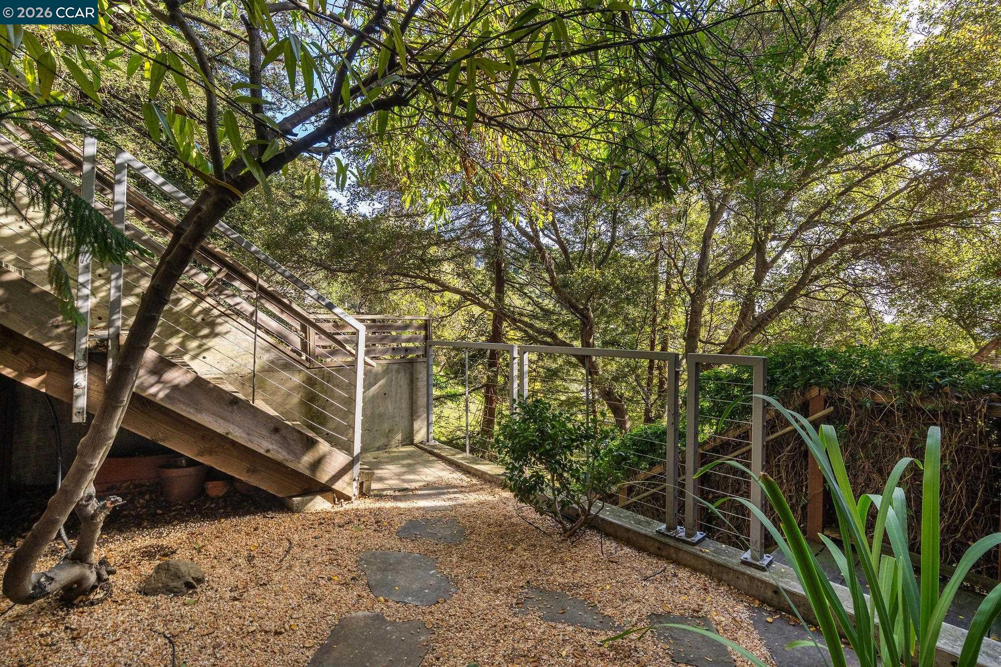 161 Panoramic Way Berkeley, CA 94704 - Photo 6 of 56