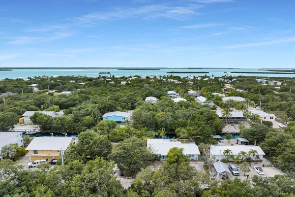 $1,099,000 | 3836-3848 No Name Road, Big Pine Key, FL 33043