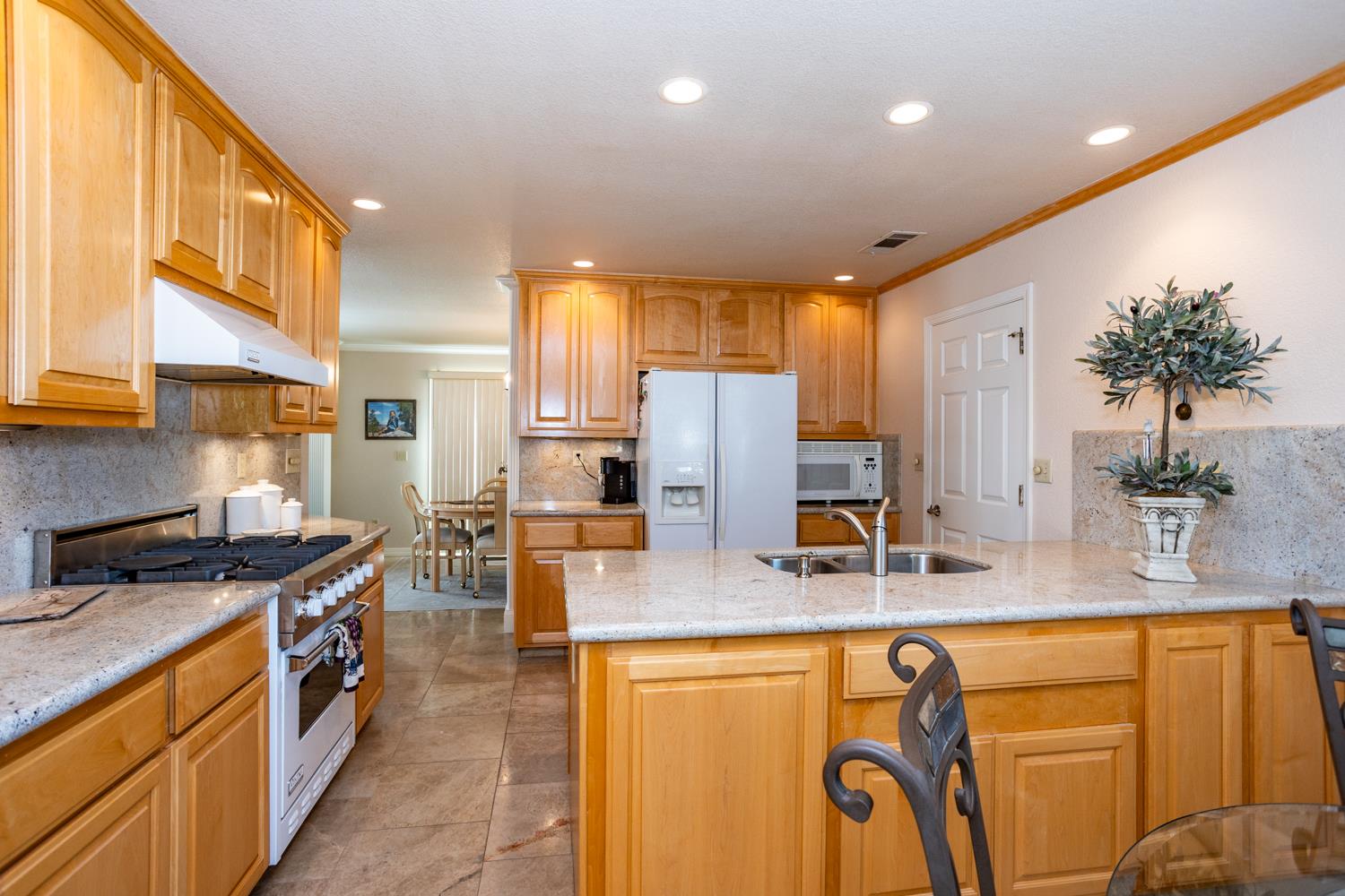 4332 Copper Cliff Lane Modesto, CA 95355 - Photo 6 of 22