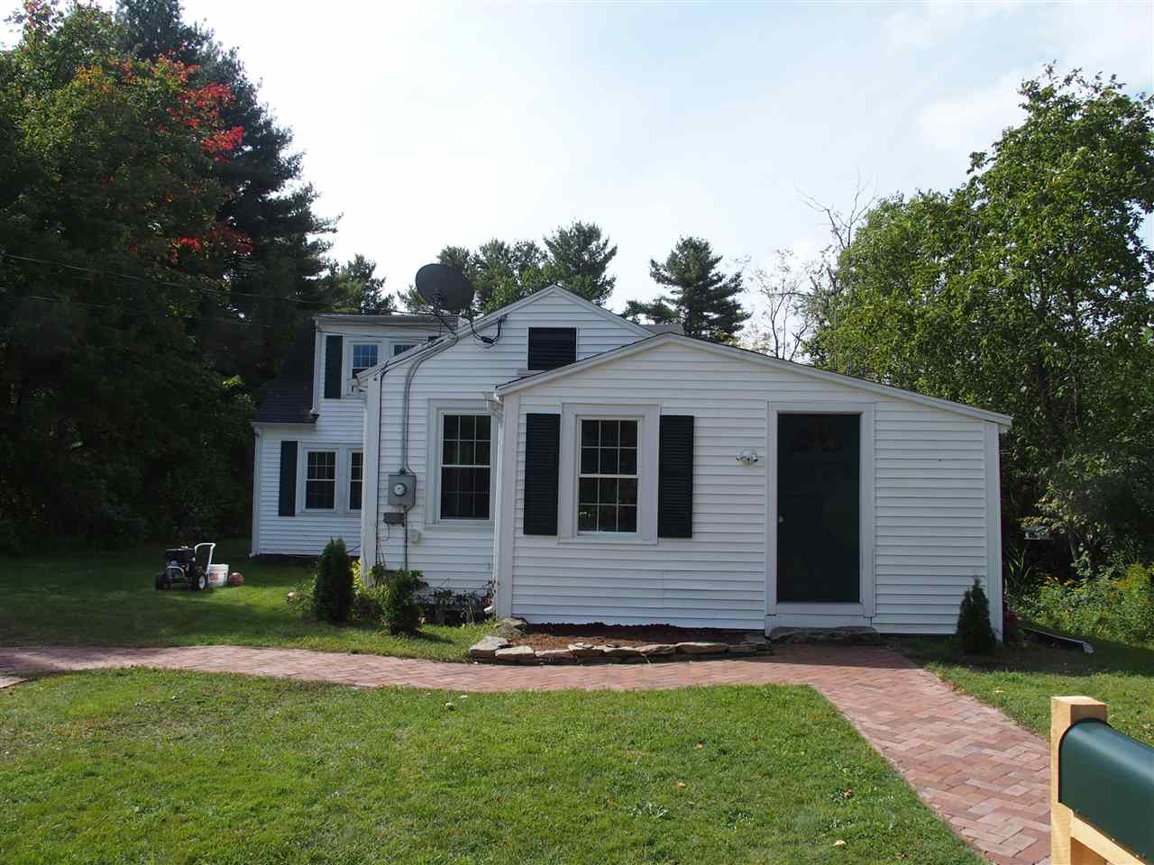 6 Evans Road Peterborough, NH 03458 - Photo 2 of 22 Gallery Image 2