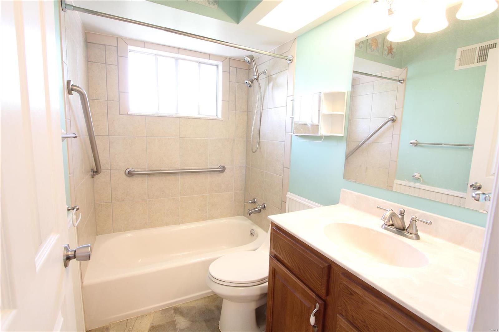 4712 Weber Road St. Louis, MO 63123 - Photo 6 of 13 Gallery Image 6