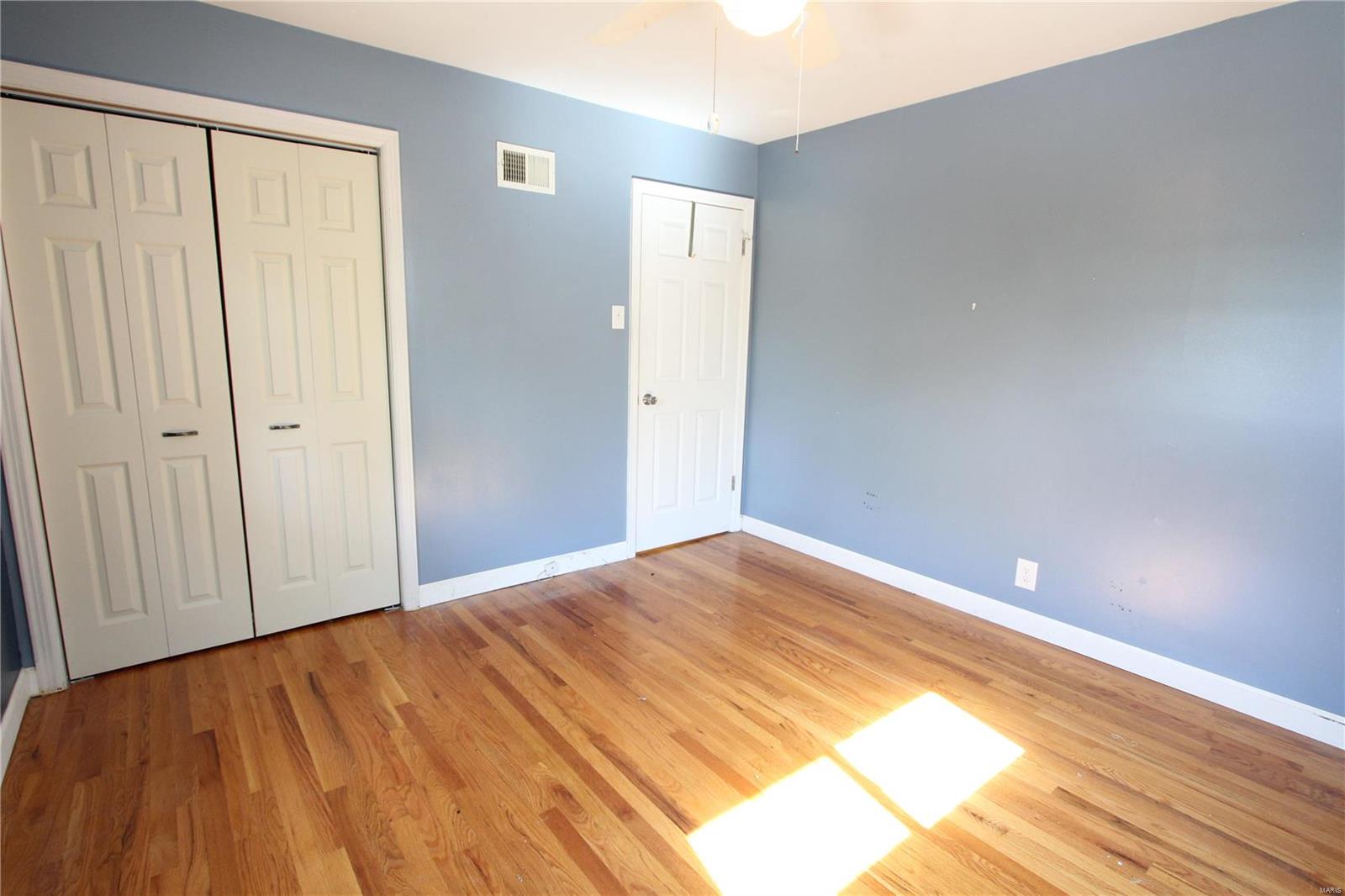 4712 Weber Road St. Louis, MO 63123 - Photo 8 of 13 Gallery Image 8