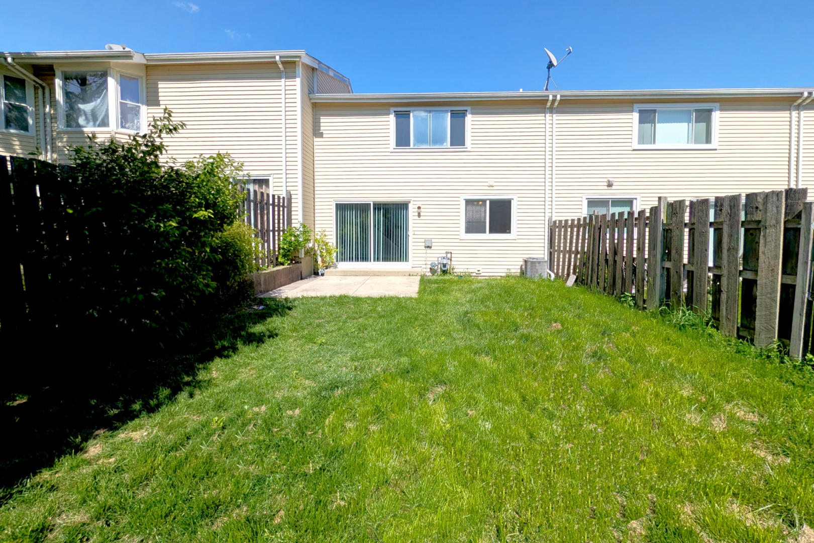 513 Monroe Road Bolingbrook, IL 60440 - Photo 20 of 21 a view of a house with backyard and garden