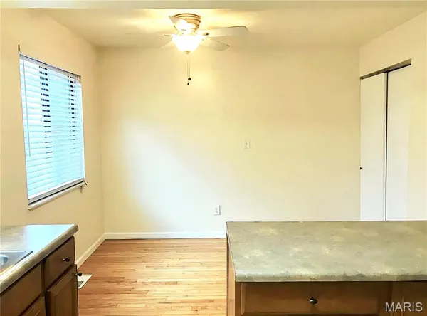 $235,000 | 2049 Kentmore Lane, Chesterfield, MO 63017