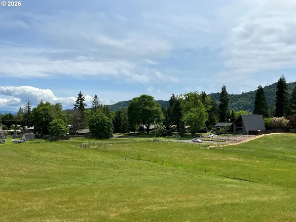 $2,995,000 | 0 Northwest Troost Street, Roseburg, OR 97471