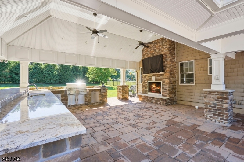 65 Washington Valley Road Warren, NJ 07059 - Photo 2 of 50 Gallery Image 2