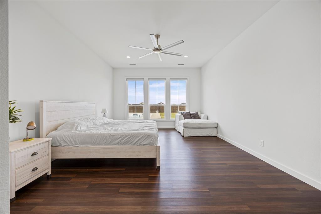 4421 Azalea Way Midlothian, TX 76065 - Photo 13 of 38