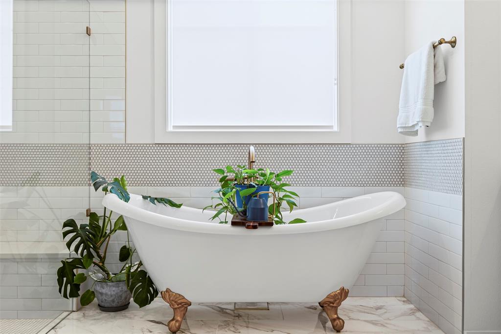 4421 Azalea Way Midlothian, TX 76065 - Photo 15 of 38